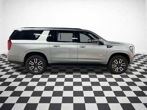 2024 GMC Yukon XL AT4