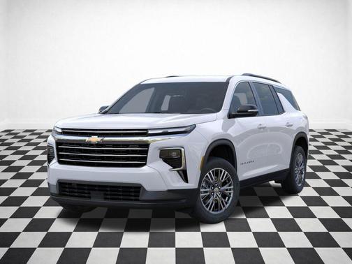 Summit White 2026 Chevrolet Traverse LT