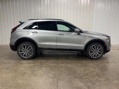 2024 Cadillac XT4 Sport