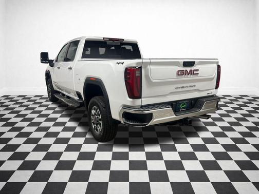 Summit White 2025 GMC Sierra 2500 SLT