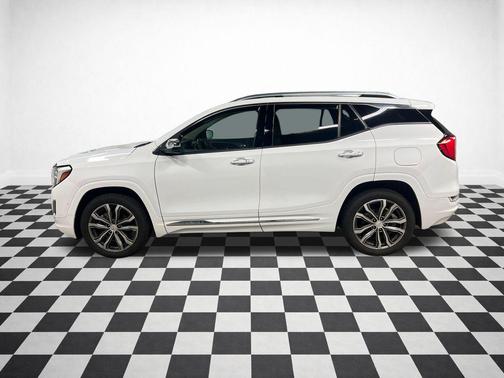 Summit White 2019 GMC Terrain Denali