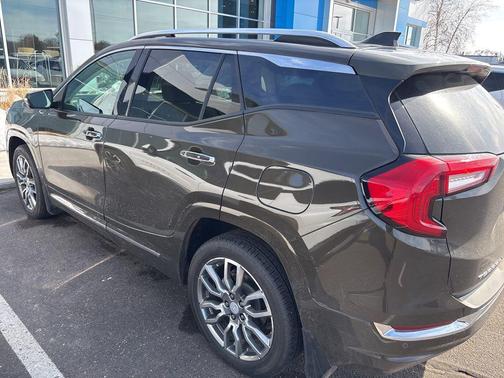 2023 GMC Terrain Denali