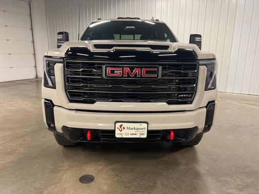 2026 GMC Sierra 2500 AT4