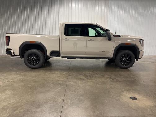 2026 GMC Sierra 2500 AT4