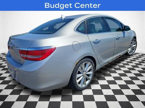 Quicksilver Metallic 2013 Buick Verano Base