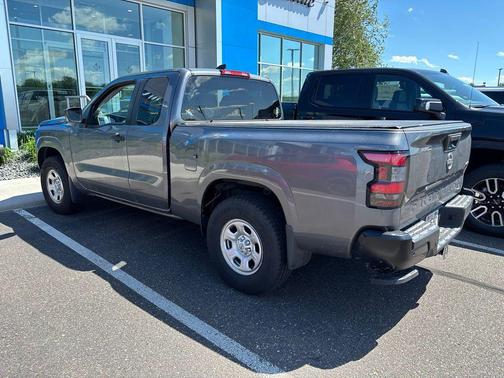 Gun Metallic 2022 Nissan Frontier S
