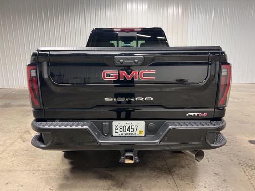 2025 GMC Sierra 2500 AT4