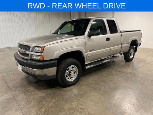 2004 Chevrolet Silverado 2500 LS H/D Extended Cab