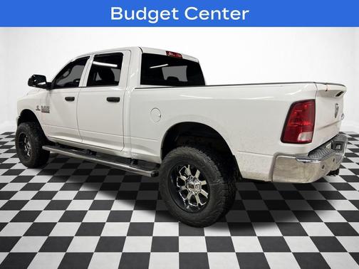 2017 RAM 2500 Tradesman Crew Cab 4x4 6'4' Box