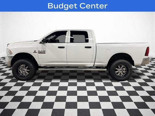 2017 RAM 2500 Tradesman Crew Cab 4x4 6'4' Box