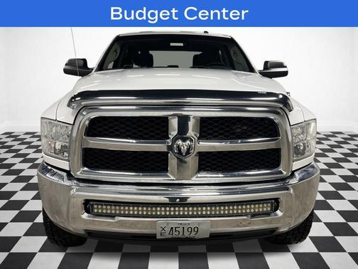 2017 RAM 2500 Tradesman Crew Cab 4x4 6'4' Box