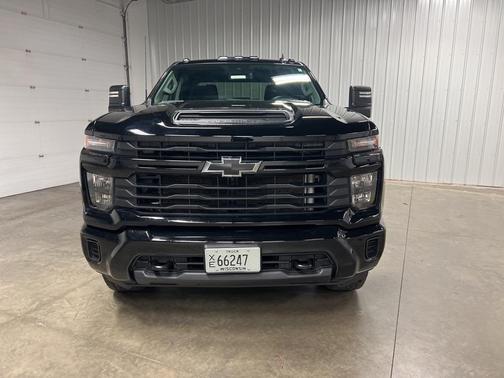 2024 Chevrolet Silverado 2500 Custom