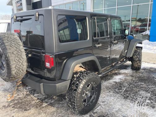 2017 Jeep Wrangler Unlimited Sport