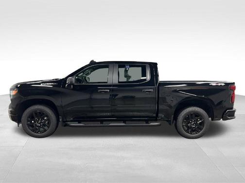 Black 2026 Chevrolet Silverado 1500 Custom