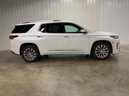 2022 Chevrolet Traverse Premier