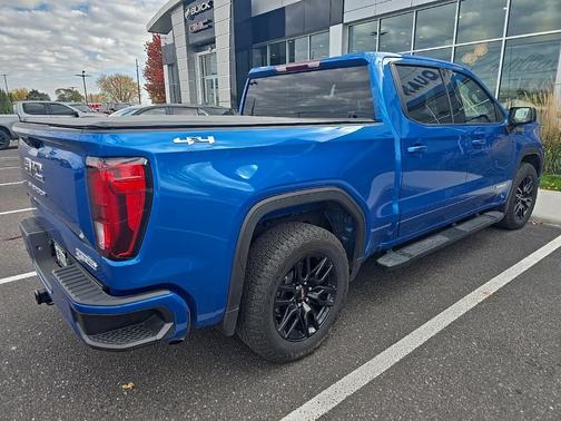 2022 GMC Sierra 1500 Elevation
