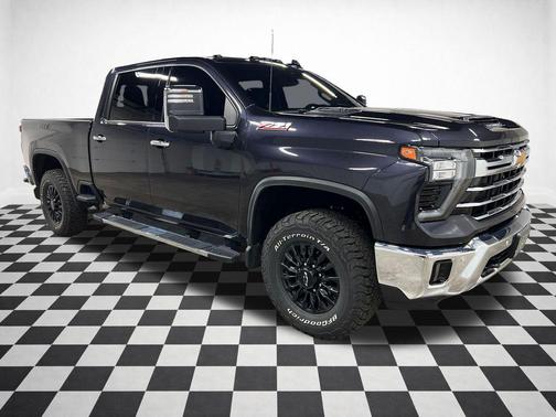 Dark Ash Metallic 2024 Chevrolet Silverado 3500 LTZ