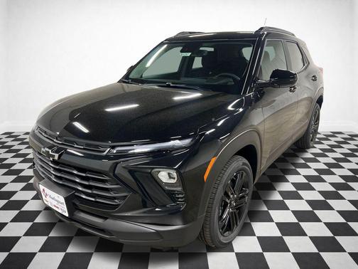 Mosaic Black Metallic 2026 Chevrolet Trailblazer LT