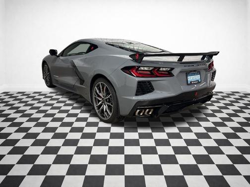 2025 Chevrolet Corvette Stingray w/3LT