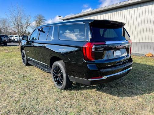 2025 GMC Yukon XL ELEVATION