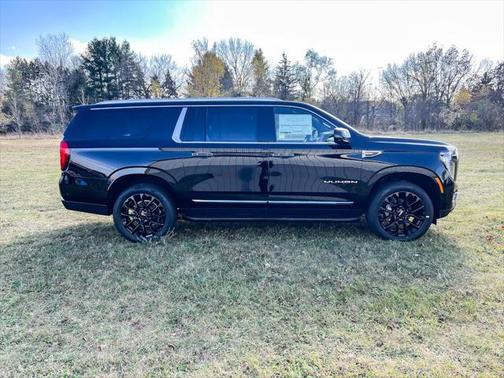2025 GMC Yukon XL ELEVATION