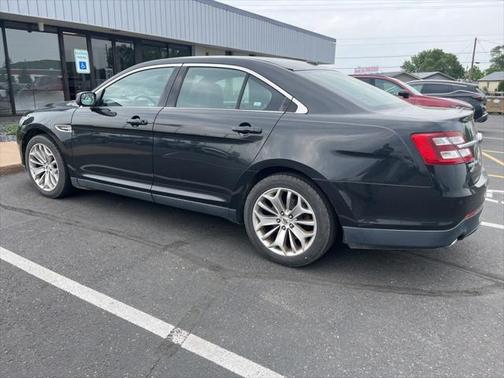2015 Ford Taurus Limited