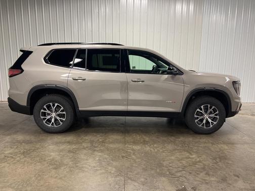 2026 GMC Acadia AWD AT4