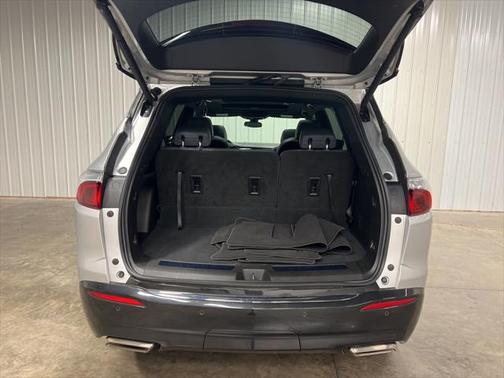 2022 Buick Enclave AWD Essence