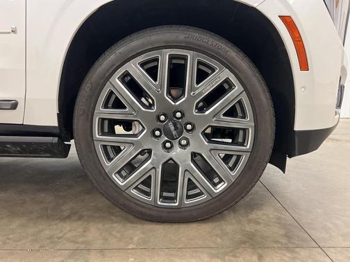 2025 GMC Yukon XL Denali Ultimate