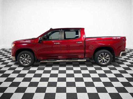 Cherry Red Tintcoat 2022 Chevrolet Silverado 1500 LT