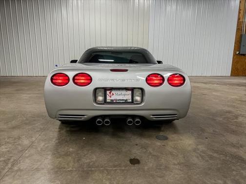 2003 Chevrolet Corvette Base