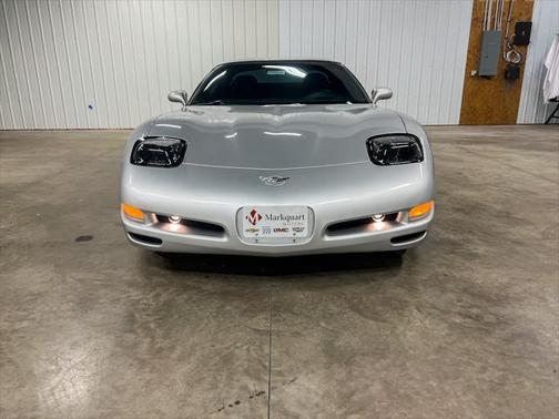 2003 Chevrolet Corvette Base