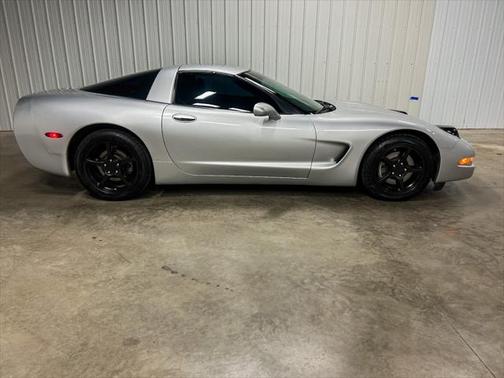 2003 Chevrolet Corvette Base