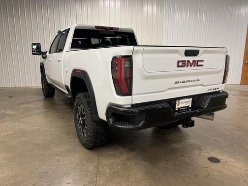 2026 GMC Sierra 2500 AT4