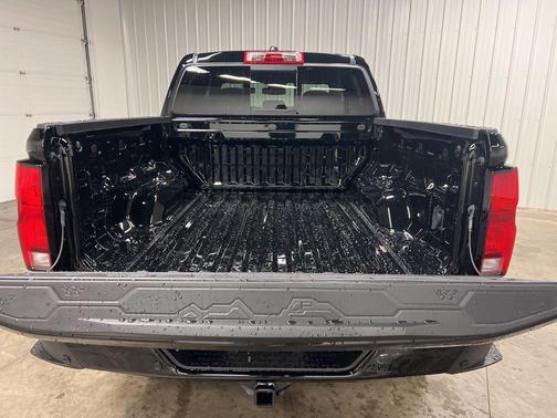 Black 2026 Chevrolet Colorado Z71