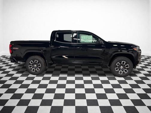 Black 2026 Chevrolet Colorado Z71