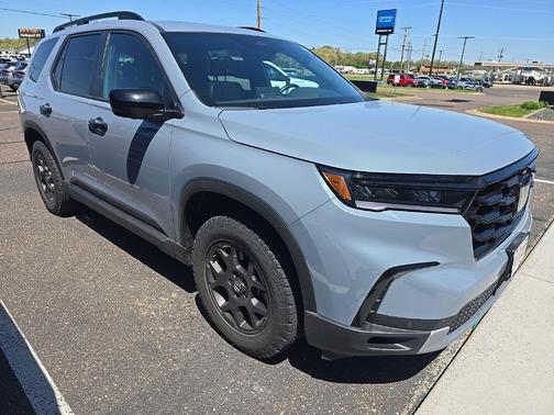 Obsidian Blue Pearl 2025 Honda Pilot TrailSport