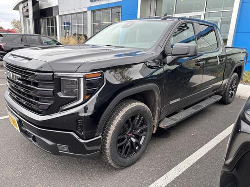2022 GMC Sierra 1500 Elevation