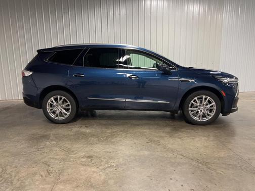2023 Buick Enclave Premium AWD