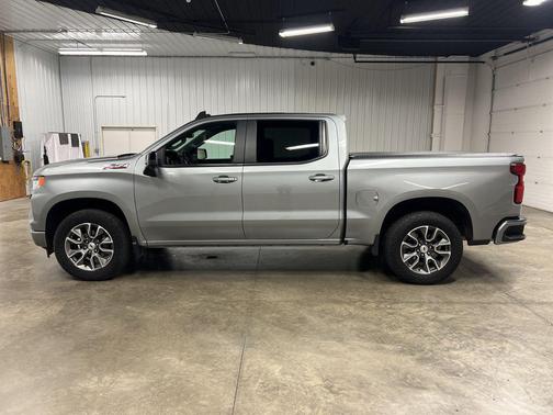 Sterling Gray Metallic 2024 Chevrolet Silverado 1500 RST