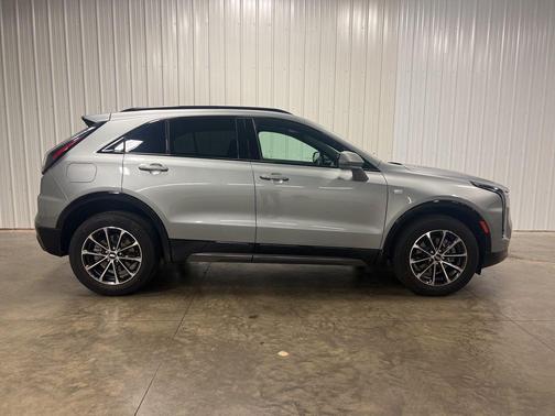 Argent Silver Metallic 2024 Cadillac XT4 Sport