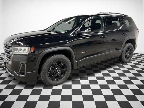 2023 GMC Acadia AWD AT4
