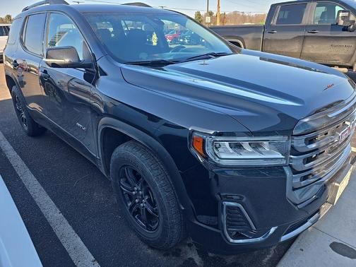 2023 GMC Acadia AWD AT4