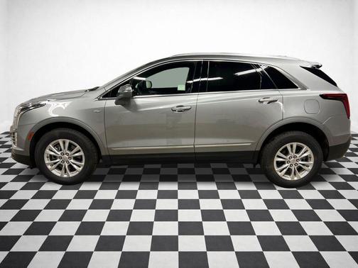 Argent Silver Metallic 2026 Cadillac XT5 Luxury