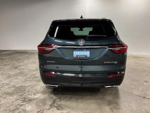 Photo 5 of 25 of 2018 Buick Enclave Premium