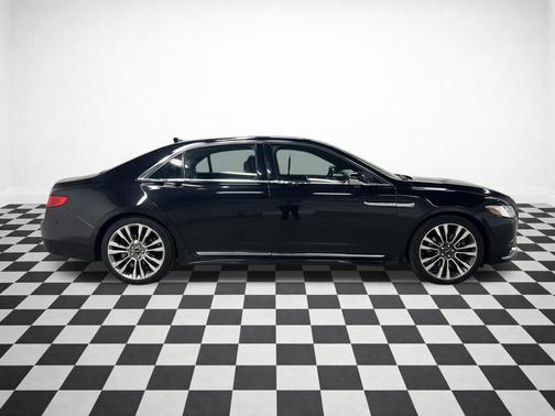 2019 Lincoln Continental Select
