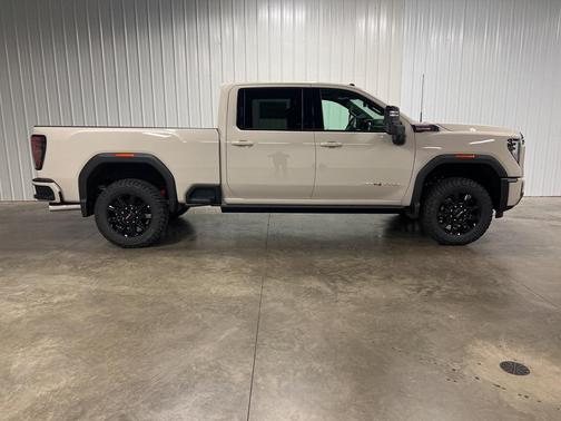 2026 GMC Sierra 2500 AT4