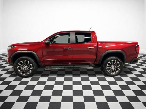 2025 GMC Canyon Denali