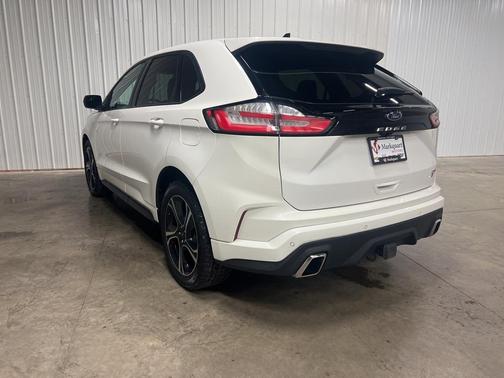 2022 Ford Edge ST