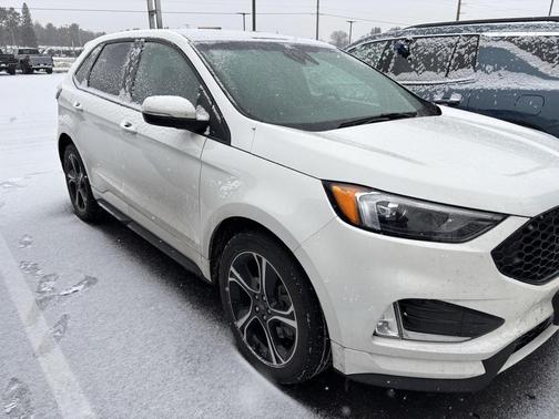 2022 Ford Edge ST